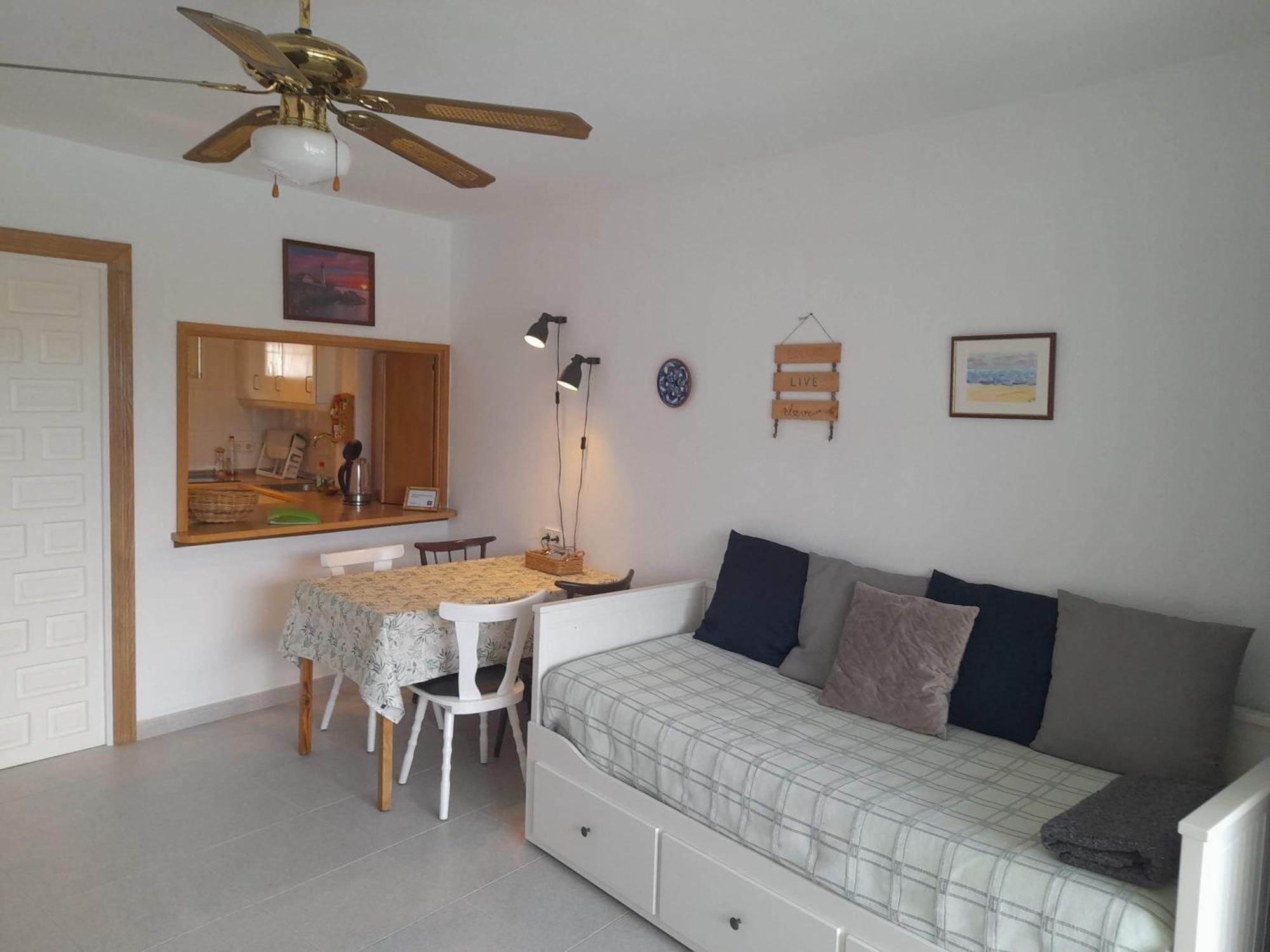 Apartamento With Pool Near The